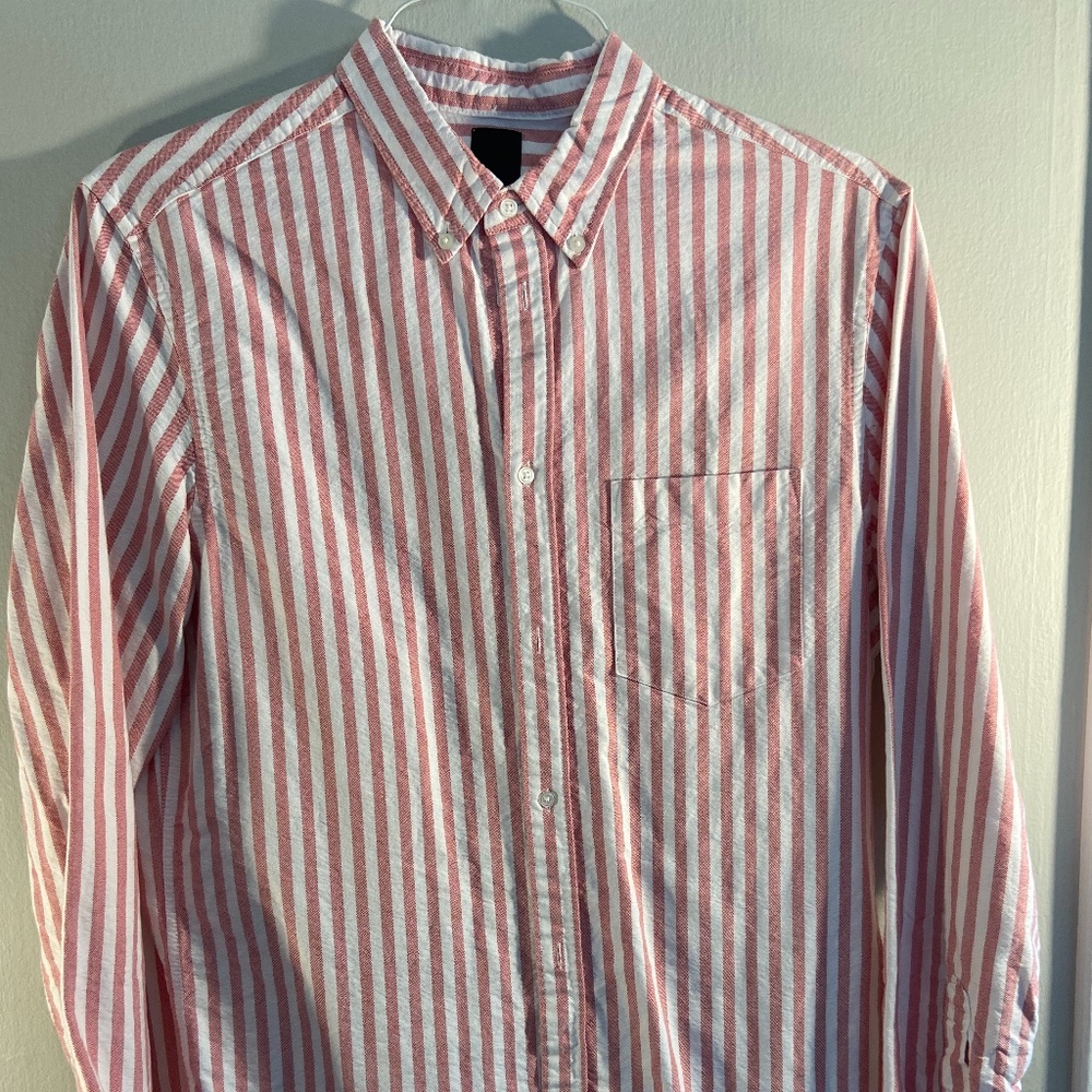 H&M Red and White Casual Button Down